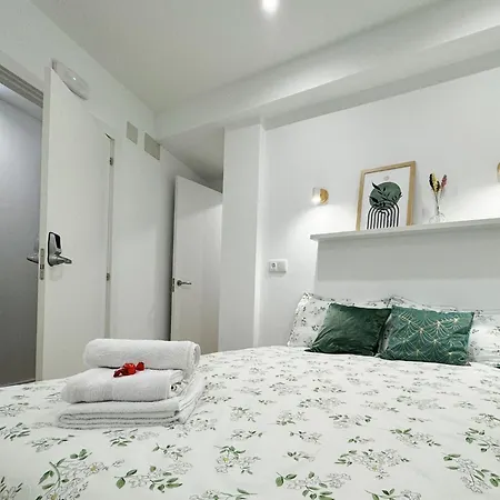 Myd La Vega * Oviedo